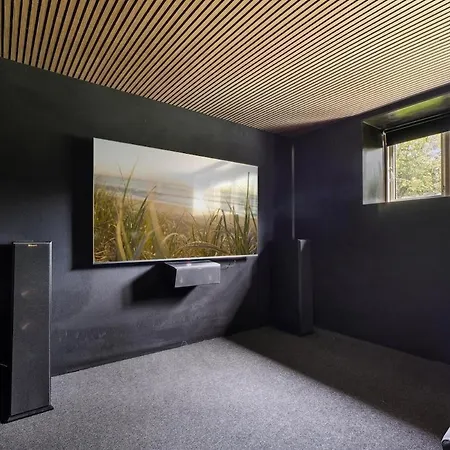 In The Heart Of 别墅 *